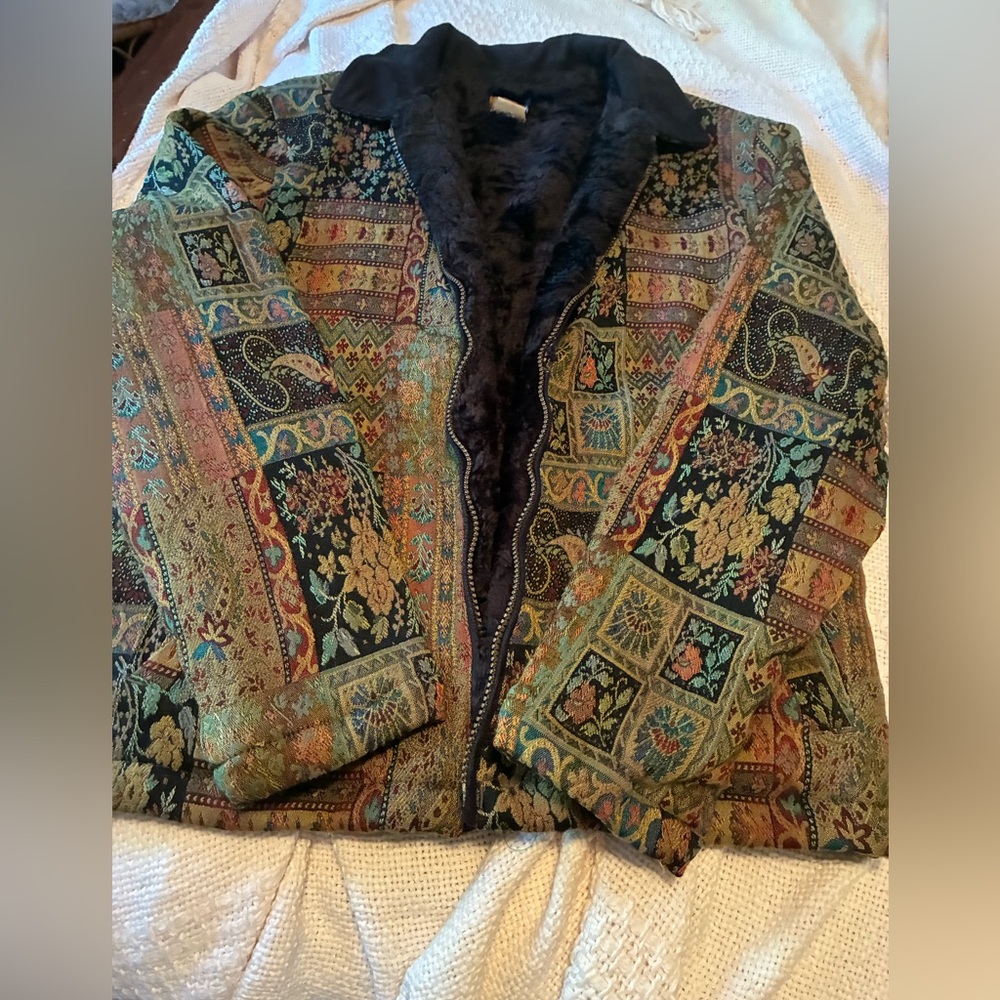 Elegant Multicolor Tapestry Zipper Jacket fur lined